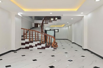Nhà Phố Lụa Hà Đông 6 Phòng Ngủ, Giá 6.7 Tỷ - Vị Trí Đắc Địa