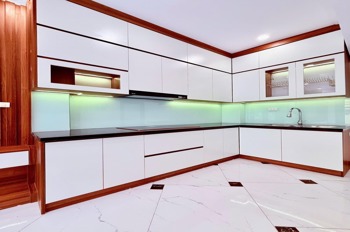 Nhà Đẹp Xây Mới Phố Khương Đình - 30m2, 6 Tầng, 4 Phòng Ngủ - 7.2 Tỷ