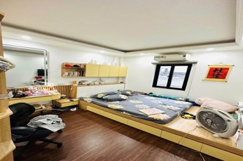 🏠 Bán nhà Đội Cấn, Ba Đình - 45m2, Mặt tiền, Ô tô vào nhà