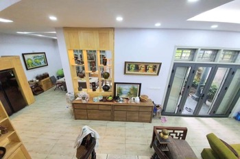 Bán nhà Hoàng Liệt 45m2, 5 tầng, 5.85 tỷ - Vị trí đẹp, gần hồ, ô tô gần nhà