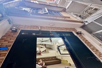 Bán nhà võ chí công 32m2 x 5 tầng, MT 3.3m, Giá 7.85 tỷ, Cầu Giấy
