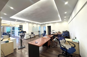 Bán chung cư Láng Hạ - 3PN - View đẹp - Gần Rạp Quốc Gia