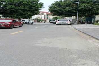 Bán nhà liền kề Văn Phú - Hà Đông: 90m², 5 tầng, Hoàn thiện, Giá 21.8 tỷ