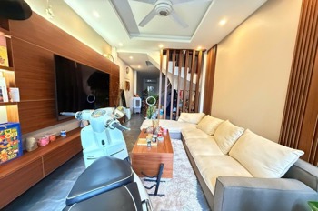 Siêu phẩm Tây Mỗ Đại Mỗ: Nhà 4 Tầng, 42m2, Giá 7.3 tỷ - Full Nội Thất