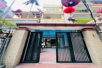 Bùi Xương Trạch - Nhà 5 Tầng Mặt Ngõ, Ô Tô Gần, Giá Tốt