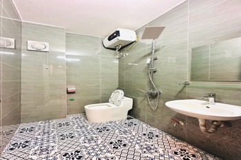 Nhà Xã Đàn - Đống Đa: 5 Tầng, Full Nội Thất, Kinh Doanh/Ở Ngay