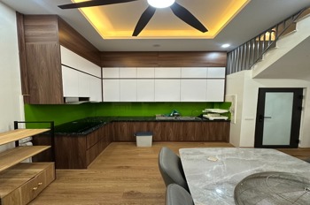 Bán nhà ngõ 140 Đông Thiên, Vĩnh Hưng: 42m² x 4 Tầng, Full Nội Thất, Giá 6.3 tỷ