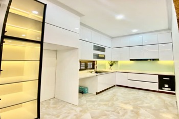 Bán nhà Thịnh Liệt 5 tầng, mặt tiền 7.5m, full nội thất, thang máy