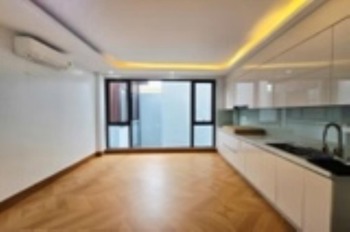 Nhà Phố Ngô Thì Sỹ - 5 Tầng, Thang Máy, Gara Ô Tô - Giá Tốt