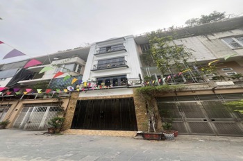 Bán nhà liền kề Văn Phú - Hà Đông: 40m2, 5 tầng, thang máy, 11.5 tỷ
