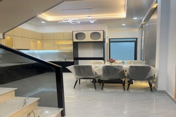 Nhà 4 Tầng Đại Mỗ, Nam Từ Liêm - 5 Tỷ, 32m² - Vị Trí Đắc Địa