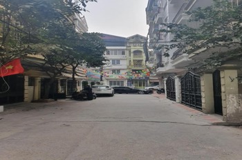 Bán Đất Mặt Hồ Tây: 170m2, Mặt Tiền 12m, Vị Trí Đắc Địa