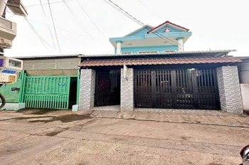 Bán Nhà Mặt Tiền Hóc Môn - 1 Trệt 1 Lầu, 90m2, SHR - 0588375919