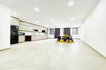 Bán nhà Ba Đình 9 tầng, 48m2, gara ô tô, vỉa hè rộng - Giá 24.5 tỷ