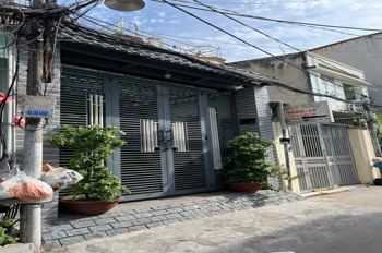 Bán Nhà HXH Quận 7 - 92.6m² - 3PN - Giá 8.3 Tỷ - Pháp Lý Chuẩn