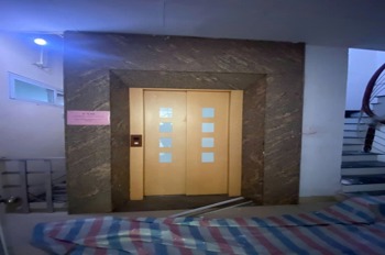 Cho Thuê Nhà Tây Hồ 70m2, 6 Tầng, Thông Sàn, Thang Máy, Ô Tô Đỗ Cửa