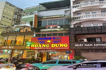 Bán nhà mặt tiền Quận 10 - Vị trí đẹp, Kinh doanh sầm uất - 37 tỷ