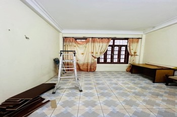 Bán Nhà Thành Công: 7.8 Tỉ, 40m2, 5 Tầng, Vị Trí Vàng - [Địa chỉ]