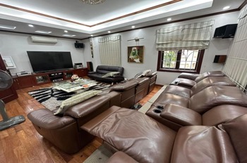 Phân Lô VIP Cầu Giấy 100m2, Mặt Tiền 6m, Giá 47 Tỷ - 2 Mặt Tiền