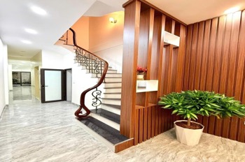 Bán Gấp Biệt Thự Hoàng Mai - 62m² - Mặt Tiền Rộng - 13.8 Tỷ