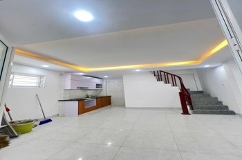 Mỹ Đình: Nhà 5 Tầng, Lô Góc 2 Thoáng, 6.55 Tỷ - Vị Trí Đắc Địa