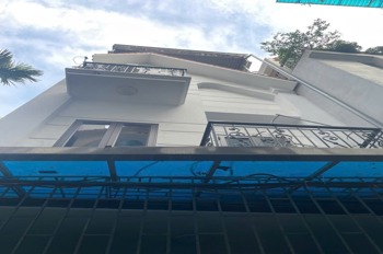 Nhà phố 4 Tầng, 1 Tum - Vị trí Đắc Địa, Tiềm Năng Lớn