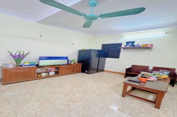 Bán nhà Ba Đình - Đội Cấn - 32m2 - 6.9 tỷ - Ô tô vào nhà