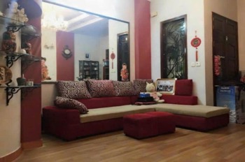 Bán nhà phố Hào Nam - Khu phân lô - Ô tô tránh - An ninh đảm bảo