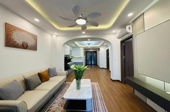 Bán Căn Hộ Tập Thể Mặt Phố Vũ Trọng Phụng - 70m2 - Giá 4.5 Tỷ