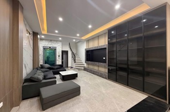 Bán Gấp Gara Oto 5 Tầng Thang Máy, Vị Trí Đắc Địa Hà Đông - Giá 8 Tỷ
