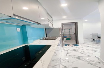 Bán nhà 40m2 Nguyễn Trọng Tuyển, 3 Tầng, Full Nội Thất, Giá Tốt