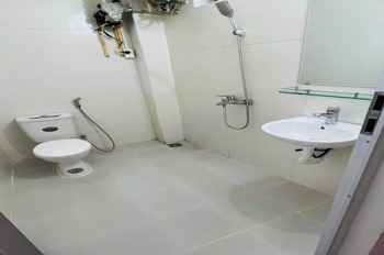 Bán Nhà Phố Nguyễn Chí Thanh, Đống Đa - 60m2, 6 Tầng, Mặt Tiền 4m