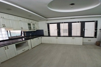 Bán Gấp Nhà Đẹp Đào Tấn, 7.5 Tỷ - Vị Trí Đắc Địa, 6 Tầng, Lô Góc