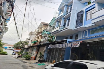 Nhà Đẹp Quận 12: 1 Trệt 2 Lầu, 7m Thông, Giá 4.9 Tỷ