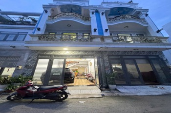 Nhà Phố Bình Tân: 5 Tỷ - 3 Lầu, 4 PN, Thiết Kế Hiện Đại