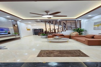 Bán nhà Cầu Giấy - 5 tầng, hiện đại, ngõ thông, 6.85 tỷ