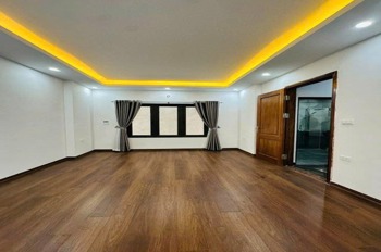 Nhà Mới Xây 100% - Vị Trí Đắc Địa - Kinh Doanh/Ở - Giá Tốt