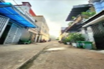 Nhà Bán Gấp - Nhà Mới Xây 2 Tầng, 3 Phòng Ngủ - Sổ Nở Hậu Đẹp