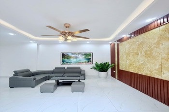 Bán nhà phố Ỷ La, Hà Đông: Lô góc 52m2, 2 tầng, ô tô vào cửa, giá chỉ 6 tỷ