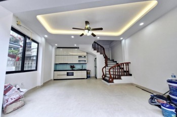 Bán nhà Phan Đình Giót, Hà Đông - 40m2 x 5 tầng, lô góc, ô tô đỗ cửa - 7.7 tỷ