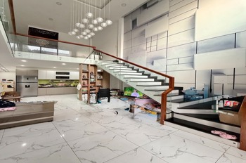 Bán nhà Tân Phú: 67m2, 2 tầng, giá 5.3 tỷ - Vị trí đẹp, tiện ích đầy đủ