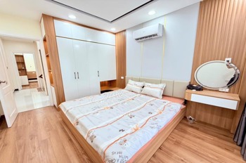 Bán nhà cổ nhuế 6 tỷ - 42m² x 4 tầng - Vị trí đẹp, tiện ích đầy đủ