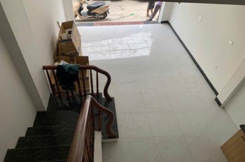 Bán Gấp Nhà Lô Góc Hà Đông - Phú Lãm: Ô Tô Vào Nhà, 5 Tầng, Giá Chỉ 5.499 Tỷ