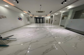 Cho Thuê Tầng Trệt 126m² VinHomes Grand Park: Có Máy Lạnh Âm Trần, Lối Đi Riêng