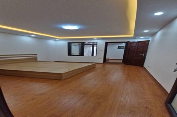 Bán Căn Hộ Tập Thể Giải Phóng: 100m², Giá 4.48 Tỷ, Pháp Lý Rõ Ràng