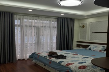 Bán Gấp Nhà Sát Phố Ngô Quyền - 42m2, 4 Tầng, Ô Tô Đỗ Cửa, Giá 6 Tỷ
