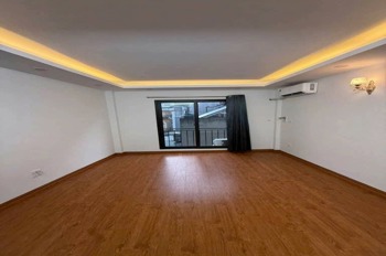 Bán Nhà Đẹp Thạch Bàn - 5 Tầng, 3 Phòng Ngủ, Oto Đỗ Cửa