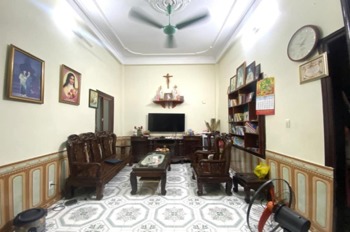 Bán Nhà Phố Hào Nam - Vị Trí Đắc Địa - Kinh Doanh Đỉnh Cao
