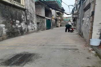 Bán nhà 4 tầng, mặt tiền rộng, nội thất đủ đồ, Lĩnh Nam, Hoàng Mai