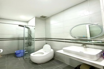 Chủ bán nhanh, giảm sâu: Nhà phố 5 tỷ999, 5 tầng, đường 10m, Q12